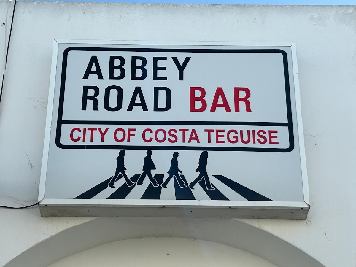 Abbey Road Bar - Photo 7