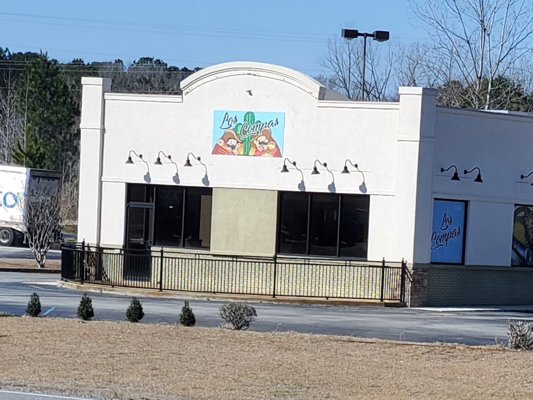 Los Compas Mexican Restaurant - Photo 3