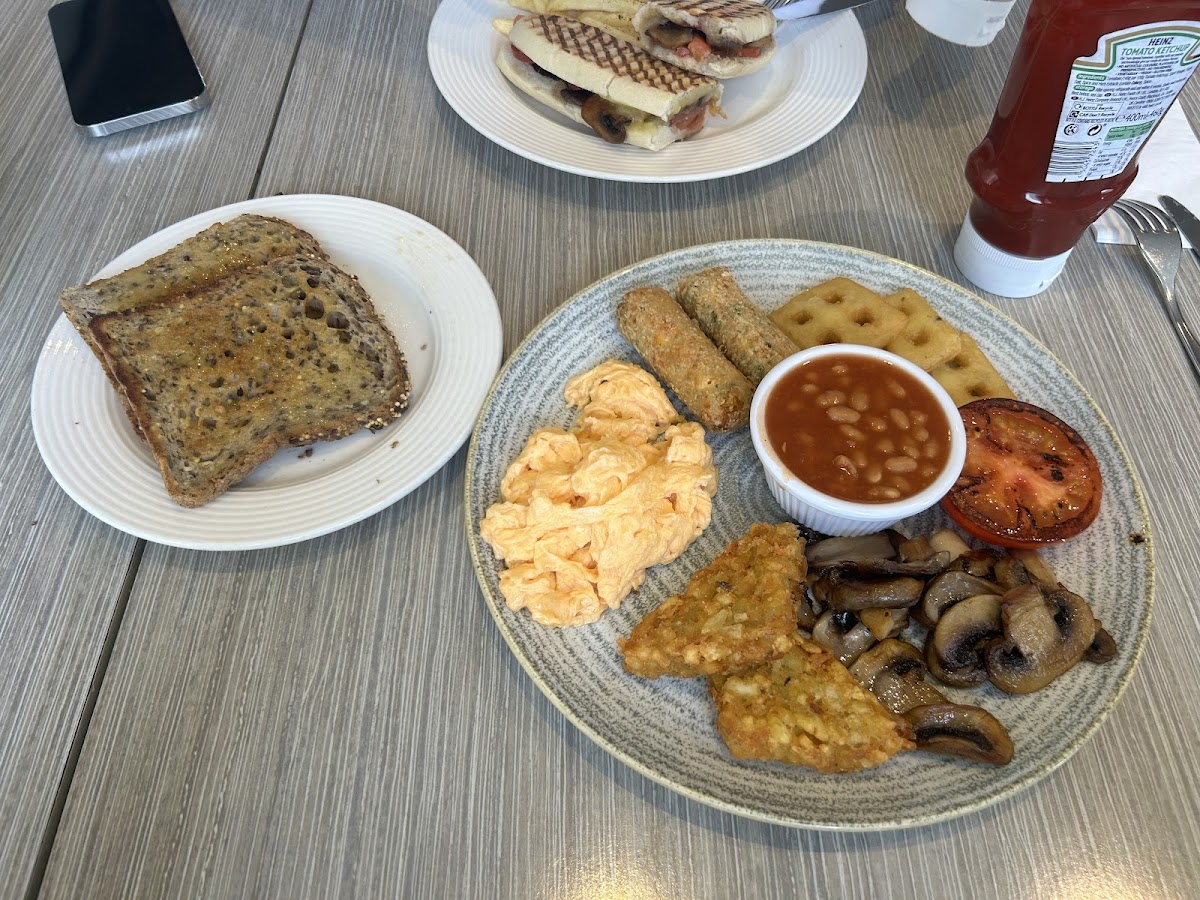 Village Cafe - Photo 3