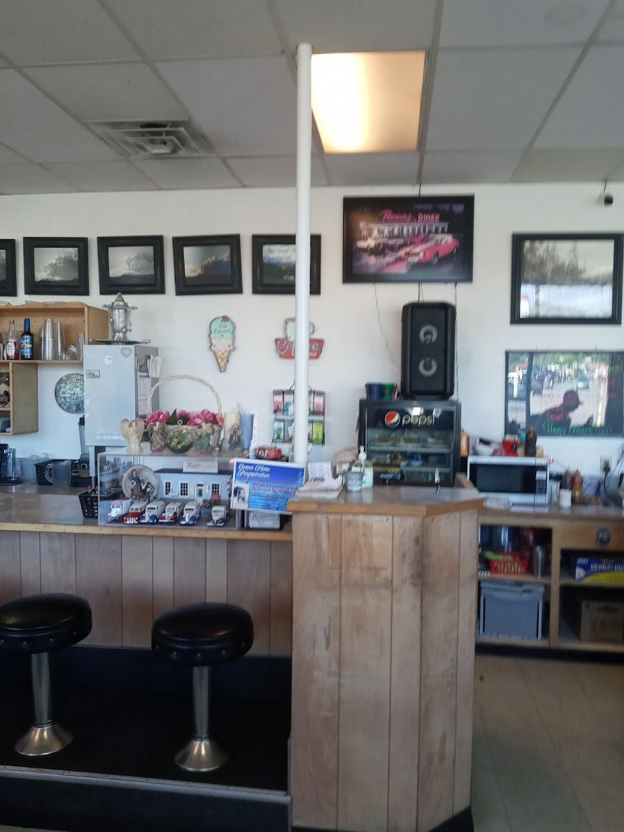 Rosie's Restaurant - Photo 5