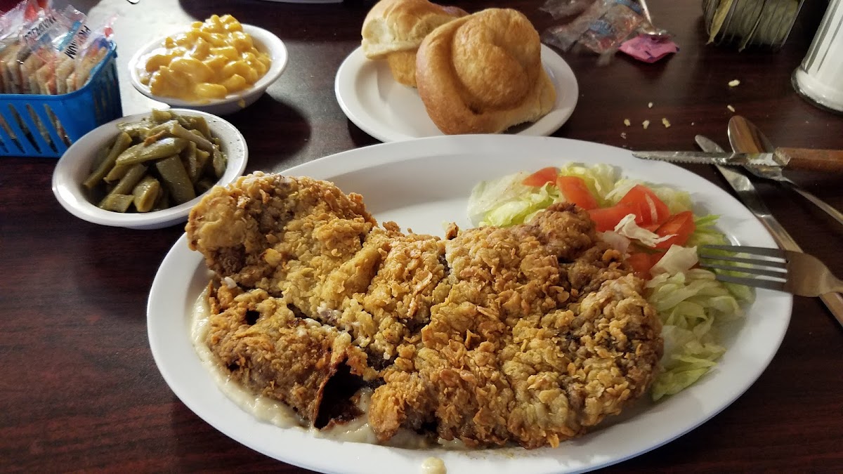 Howell's Western Cafe - Photo 1