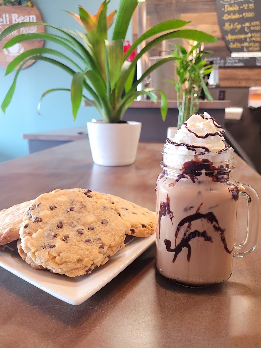 Well Bean Coffee House - Photo 6