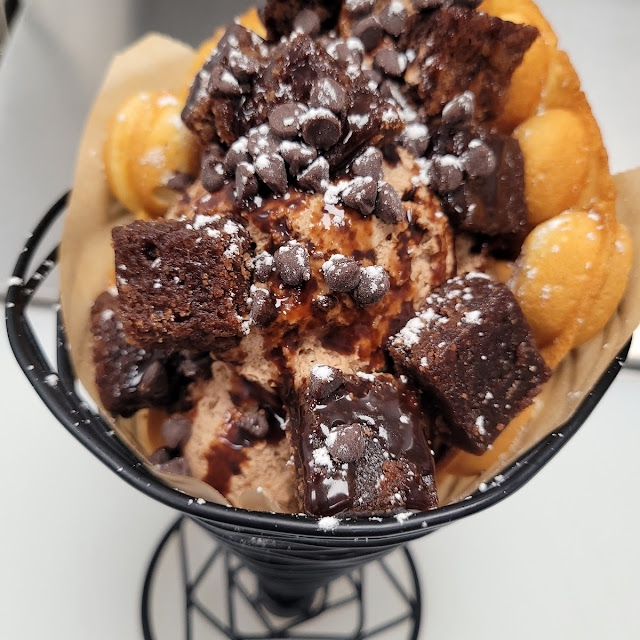 Oreo Bubble Waffle