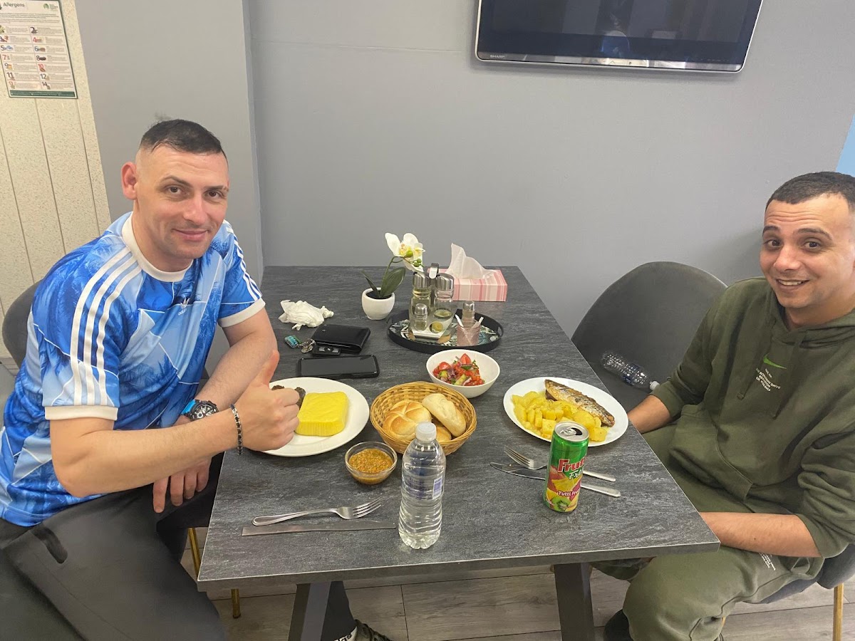 Romanian Food & Shawarma - Photo 7