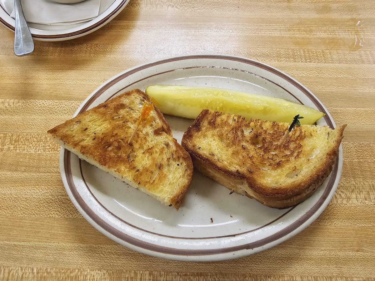 Taft Street Cafe - Photo 6