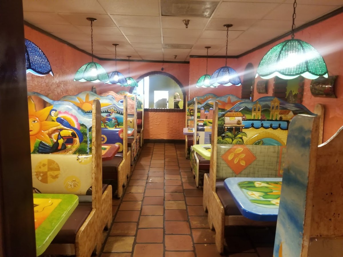 Cancun Restaurant - Photo 8