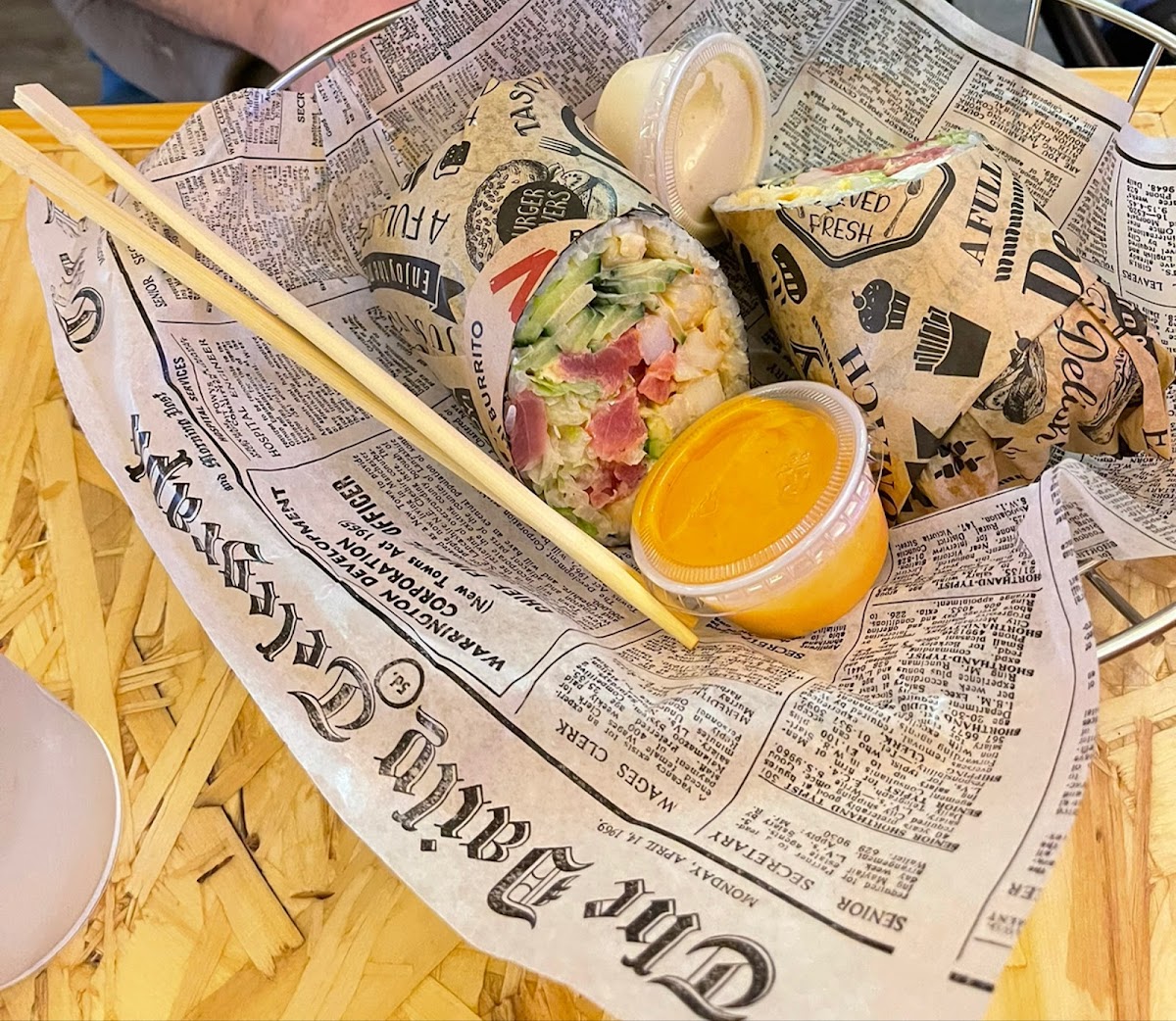Zen ramen & sushi burrito - Photo 4