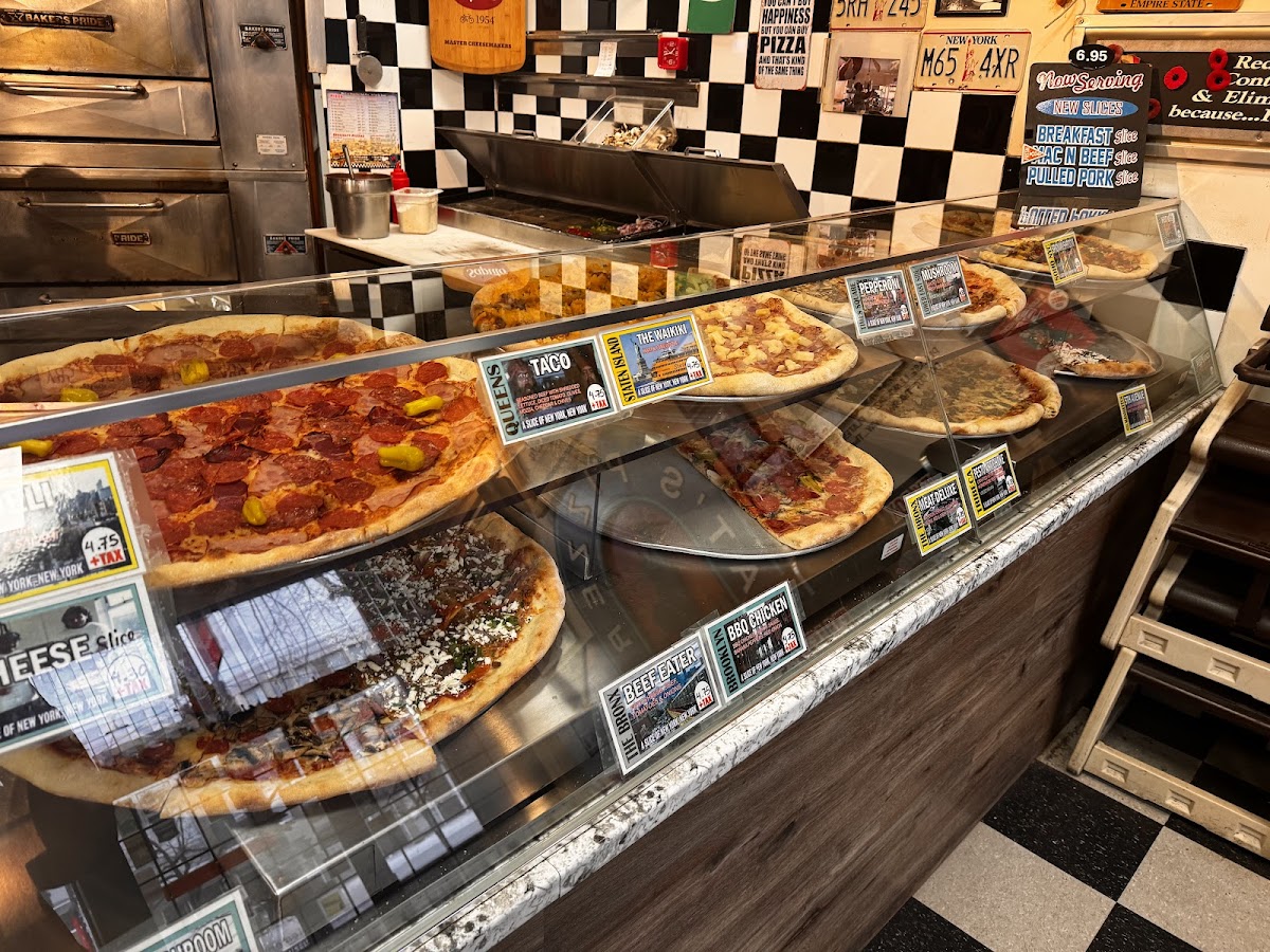 Nat's New York Pizzeria - Photo 1
