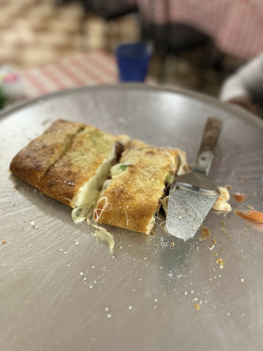 Tuscany's Pizzeria - Photo 4