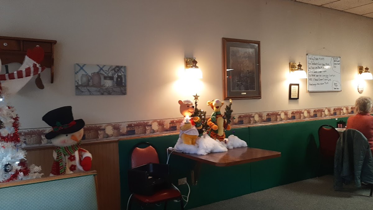 Country Kitchen Restaurant - Photo 6