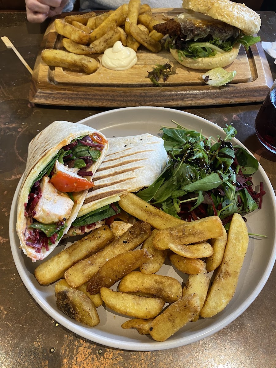 Café Roux Willenhall - Photo 9