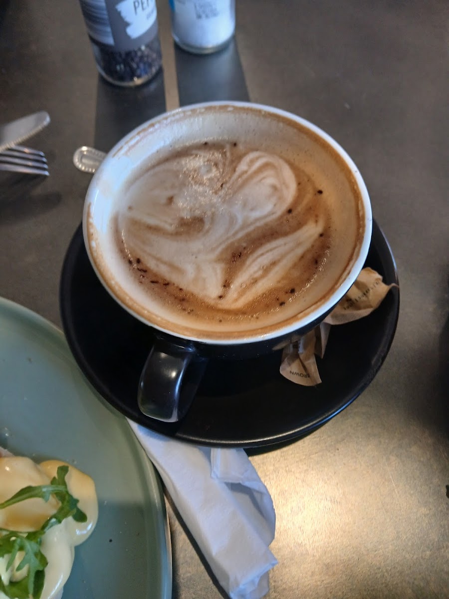 Café Roux Willenhall - Photo 4