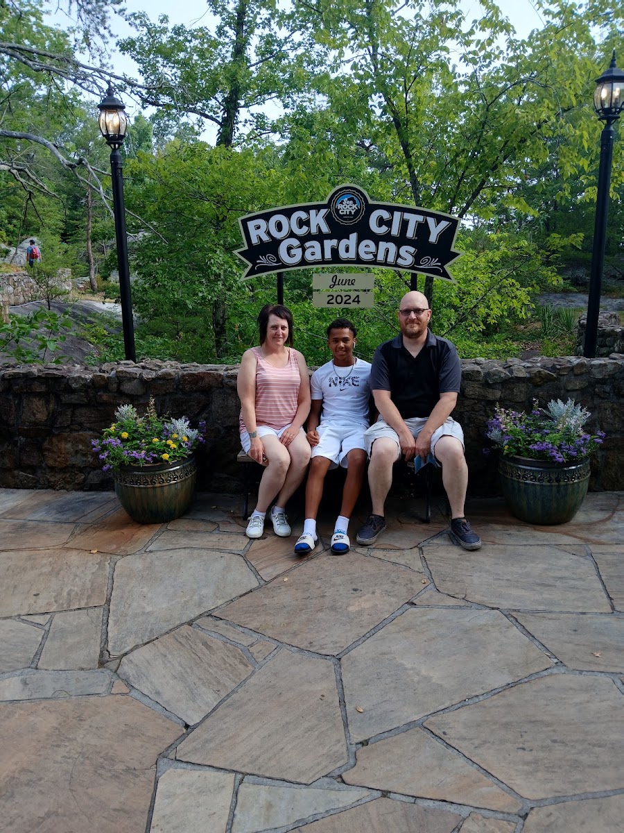 Rock City’s Cafe 7 - Photo 5