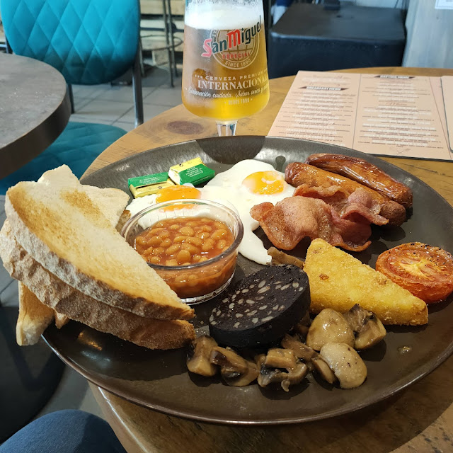 English Breakfast