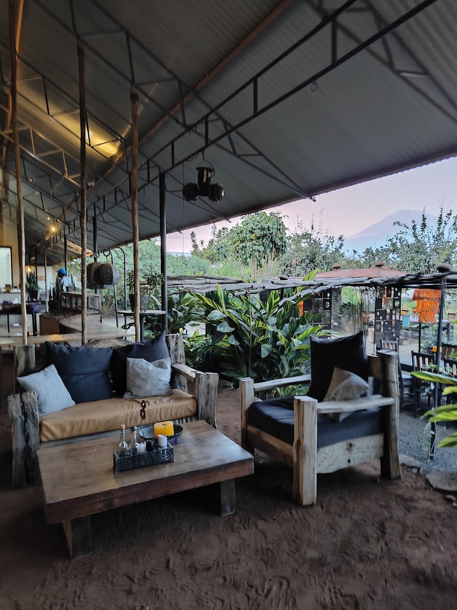 The Blue Heron Restaurant - Photo 3