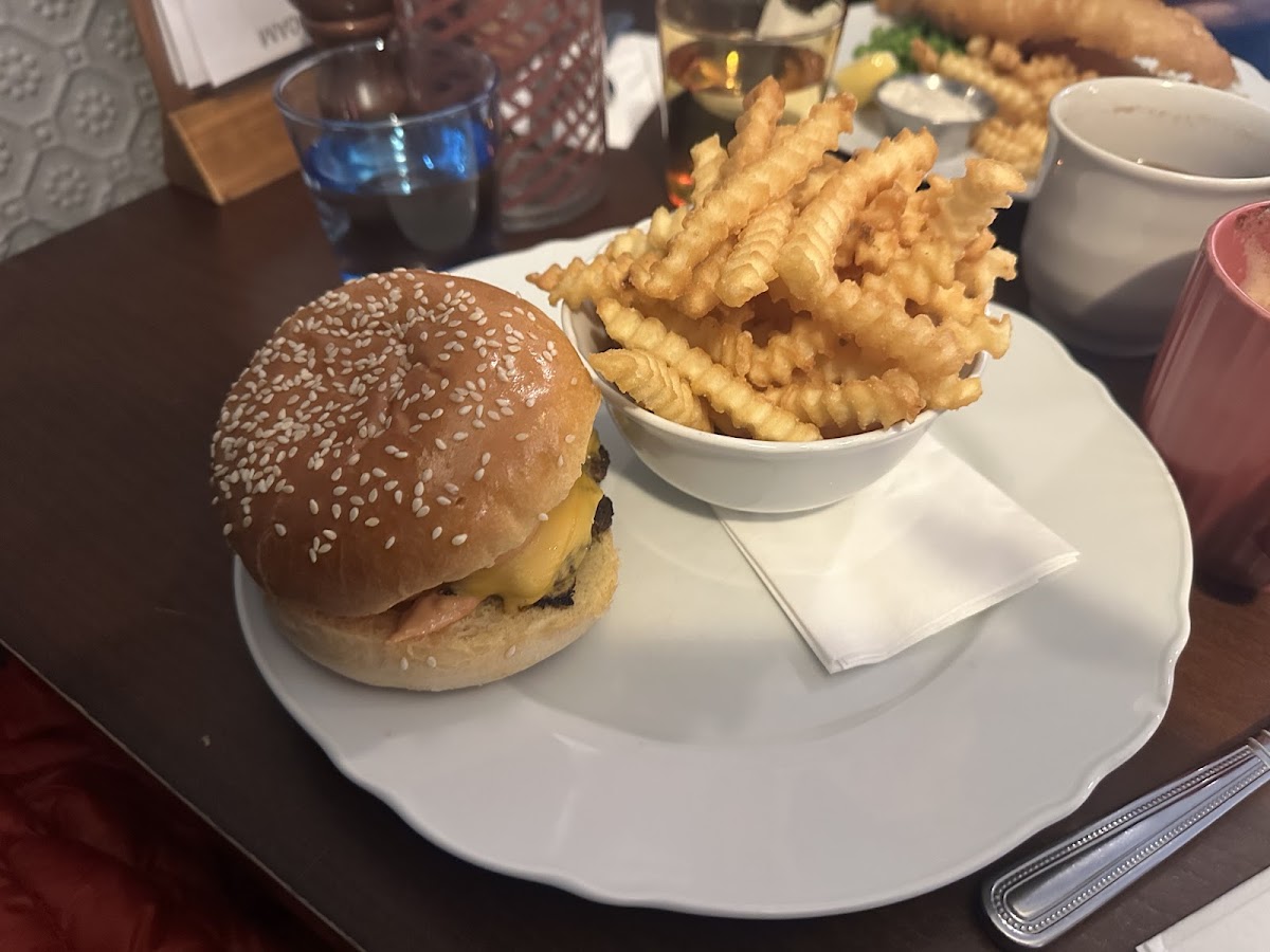 The Caledonian Cafe - Photo 4