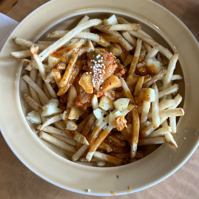 Kimchi Poutine