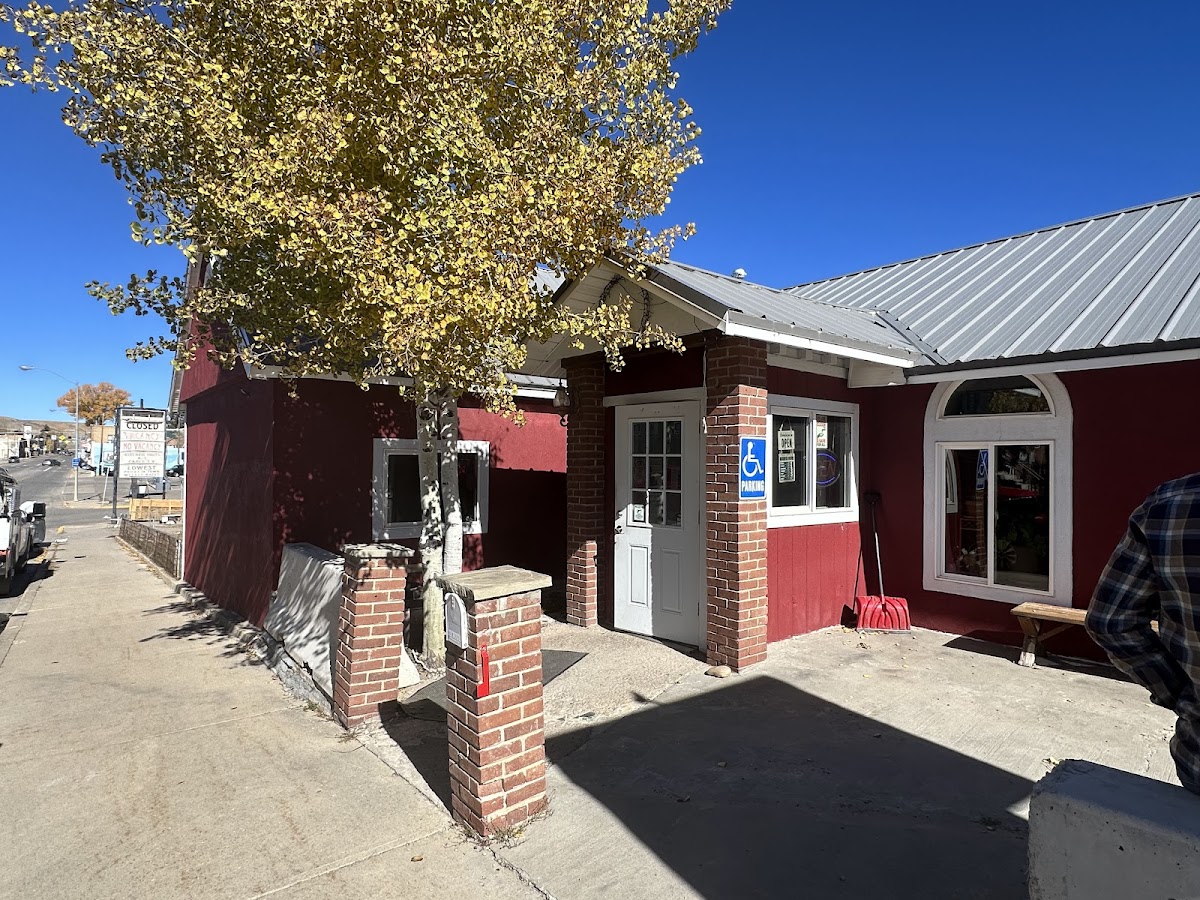 Caribou Cafe - Photo 4