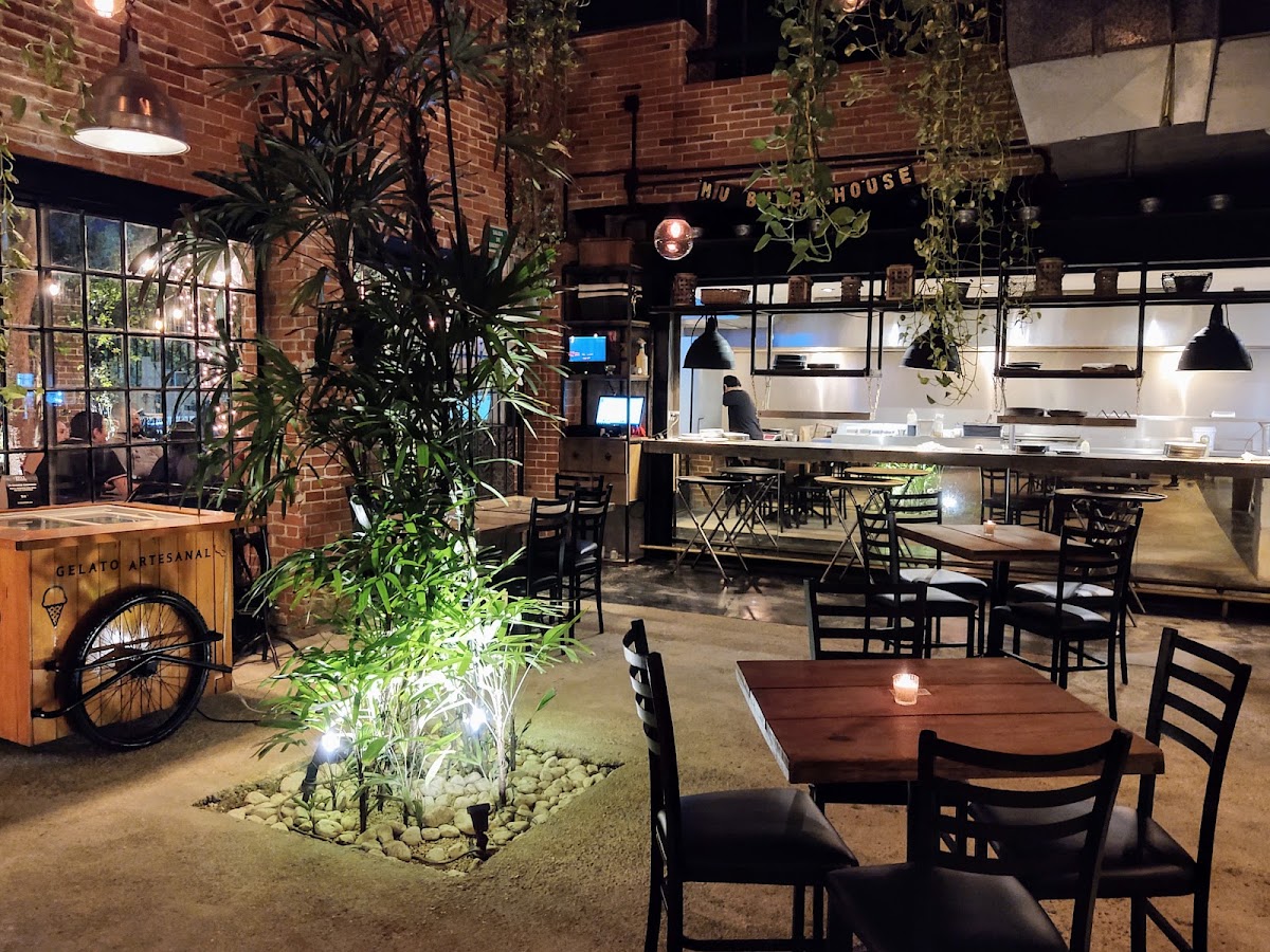 Mu. Burgerhouse Nichupte Hamburgueseria Cancun