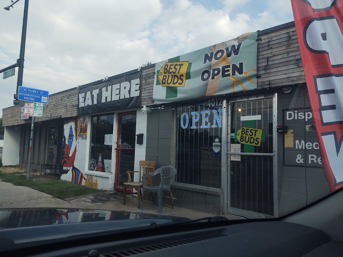 Eat Here - Photo 5