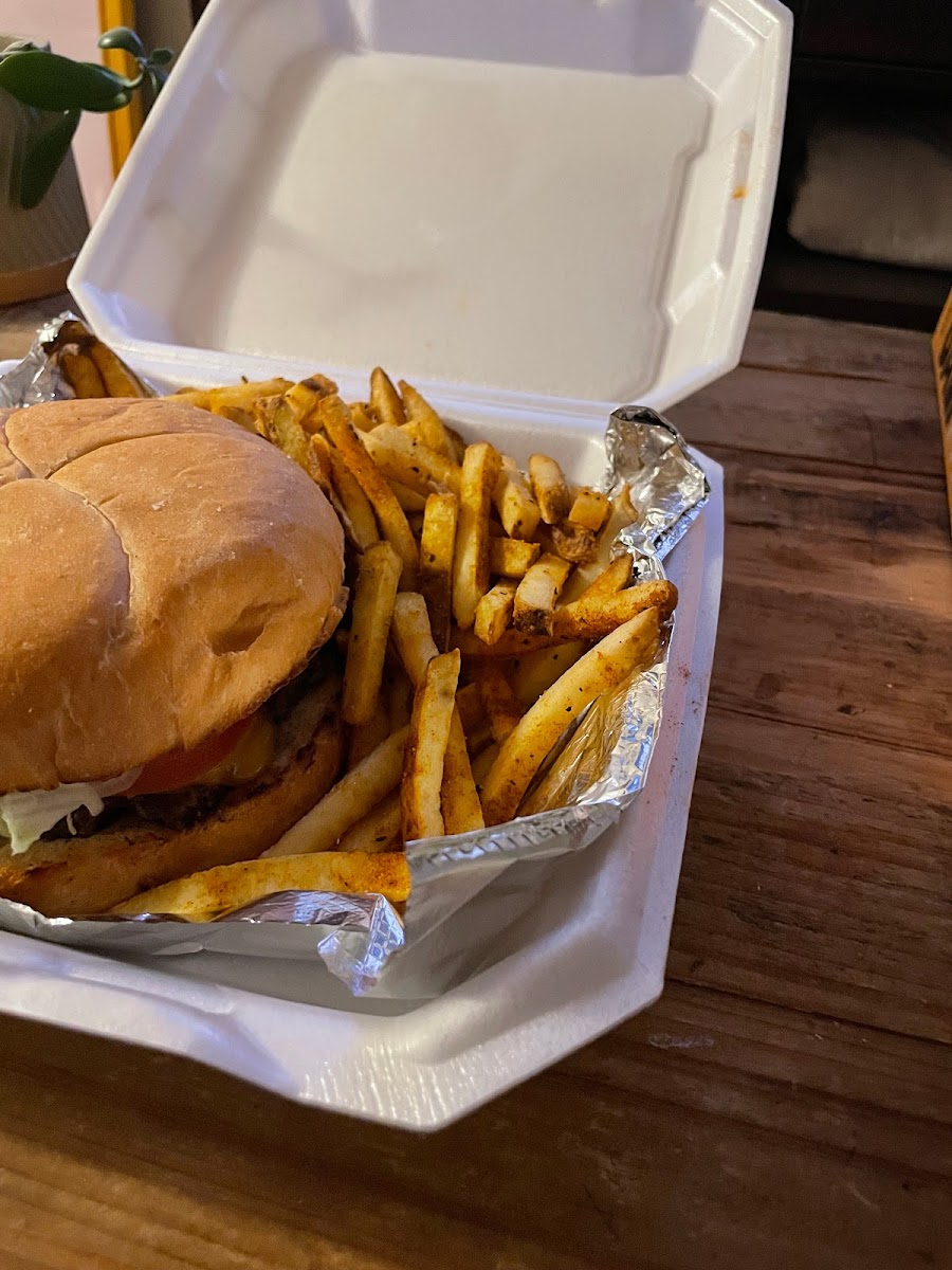 Eat Here - Photo 6