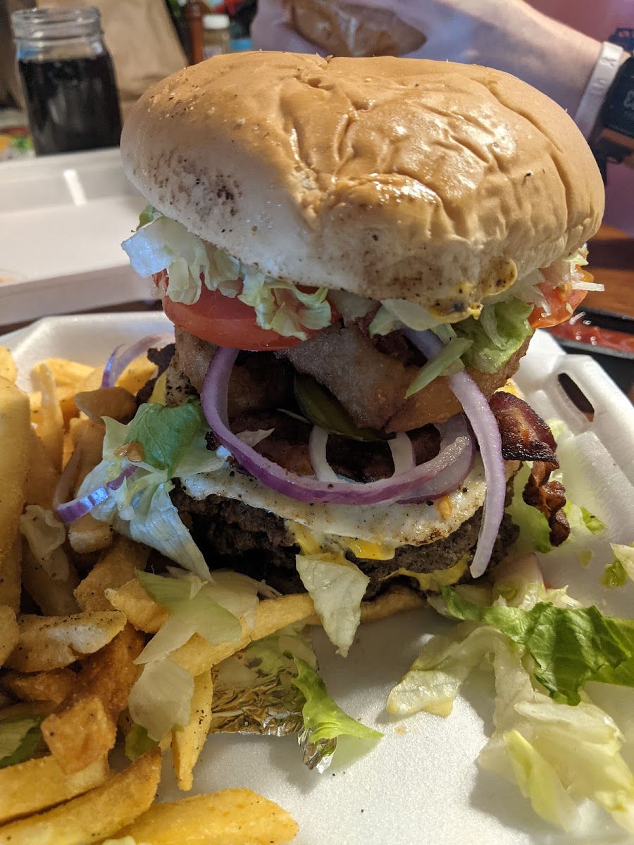 Ye Paul's Soul Bodega & Grill - Photo 9