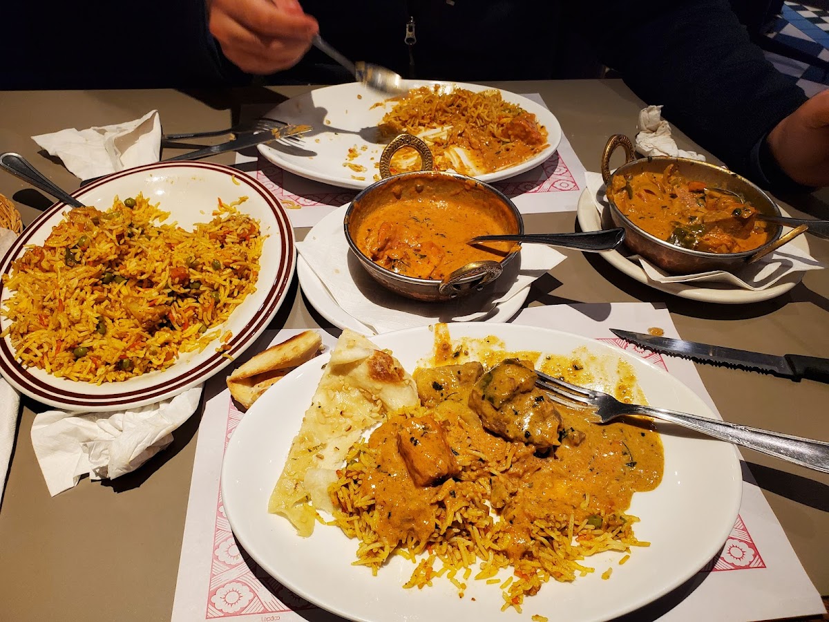 Family Corner Restaurant - Photo 4