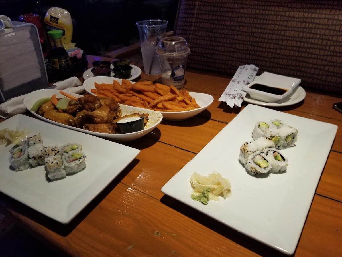 Quarterdeck Restaurants - Photo 7