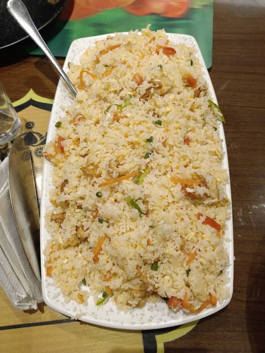 Alishan Fast Food And Restaurant - Photo 7