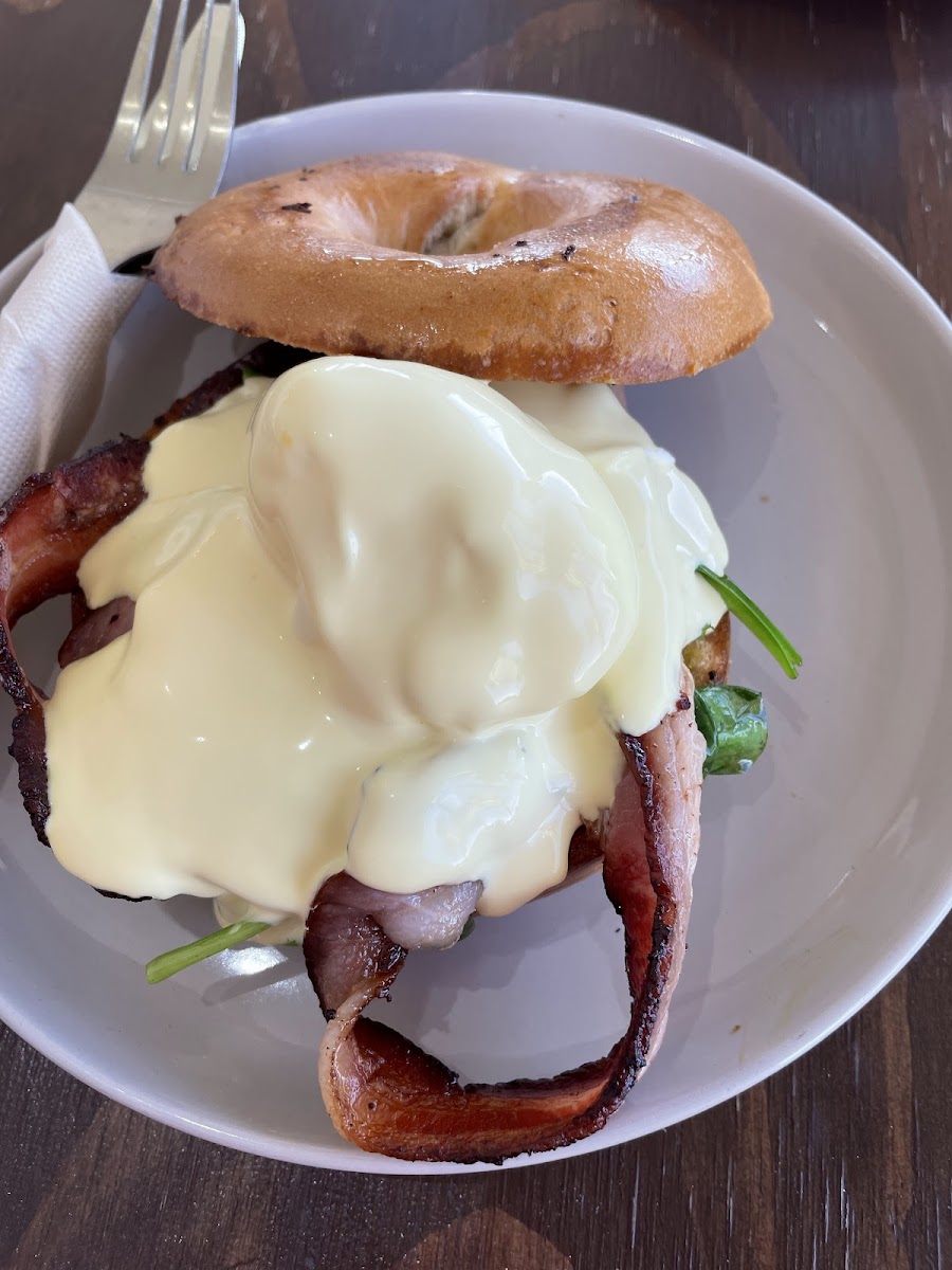 The Island Cafe - Photo 9
