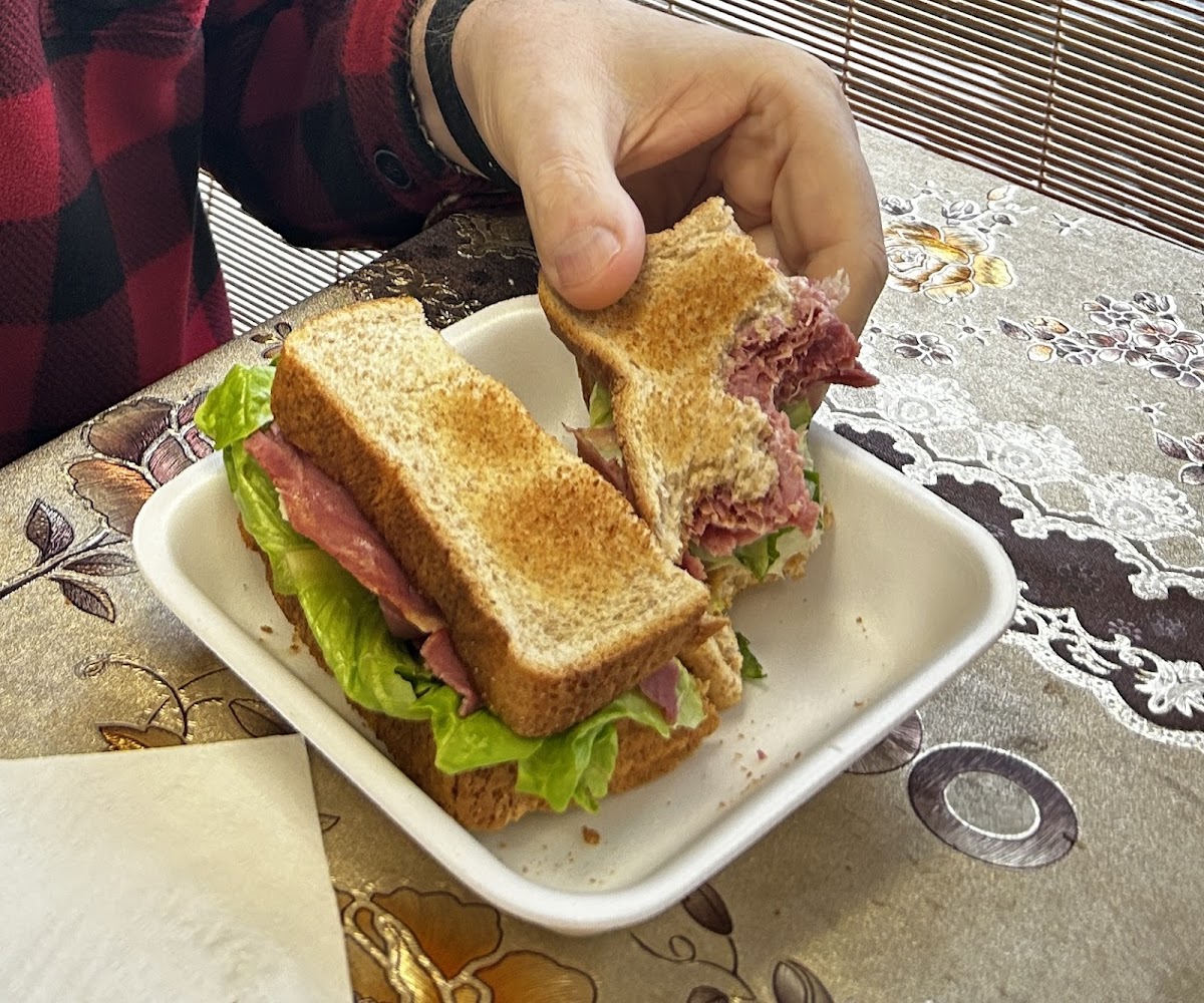 Yaser's Cafe - Photo 1