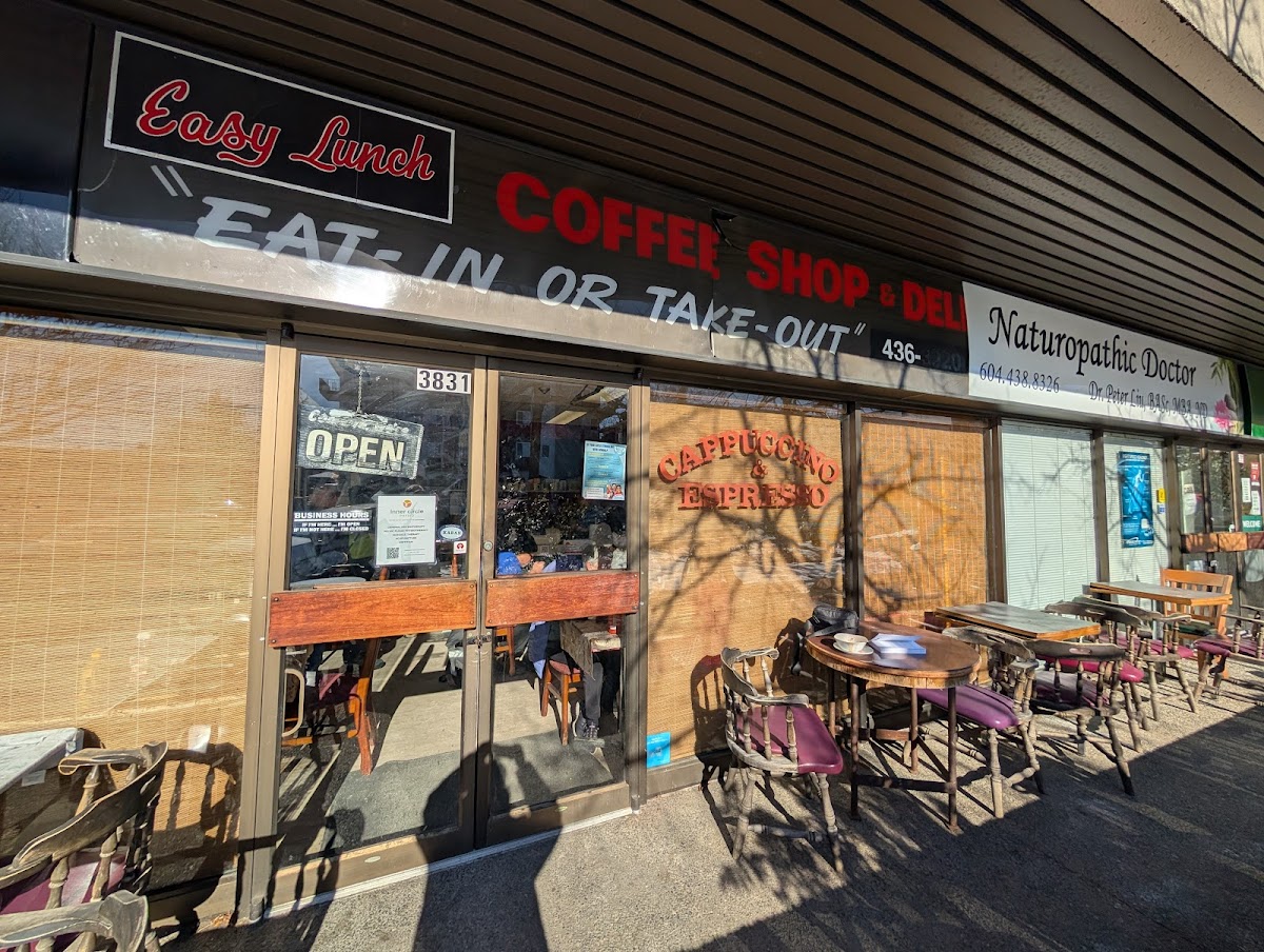 Yaser's Cafe - Photo 6