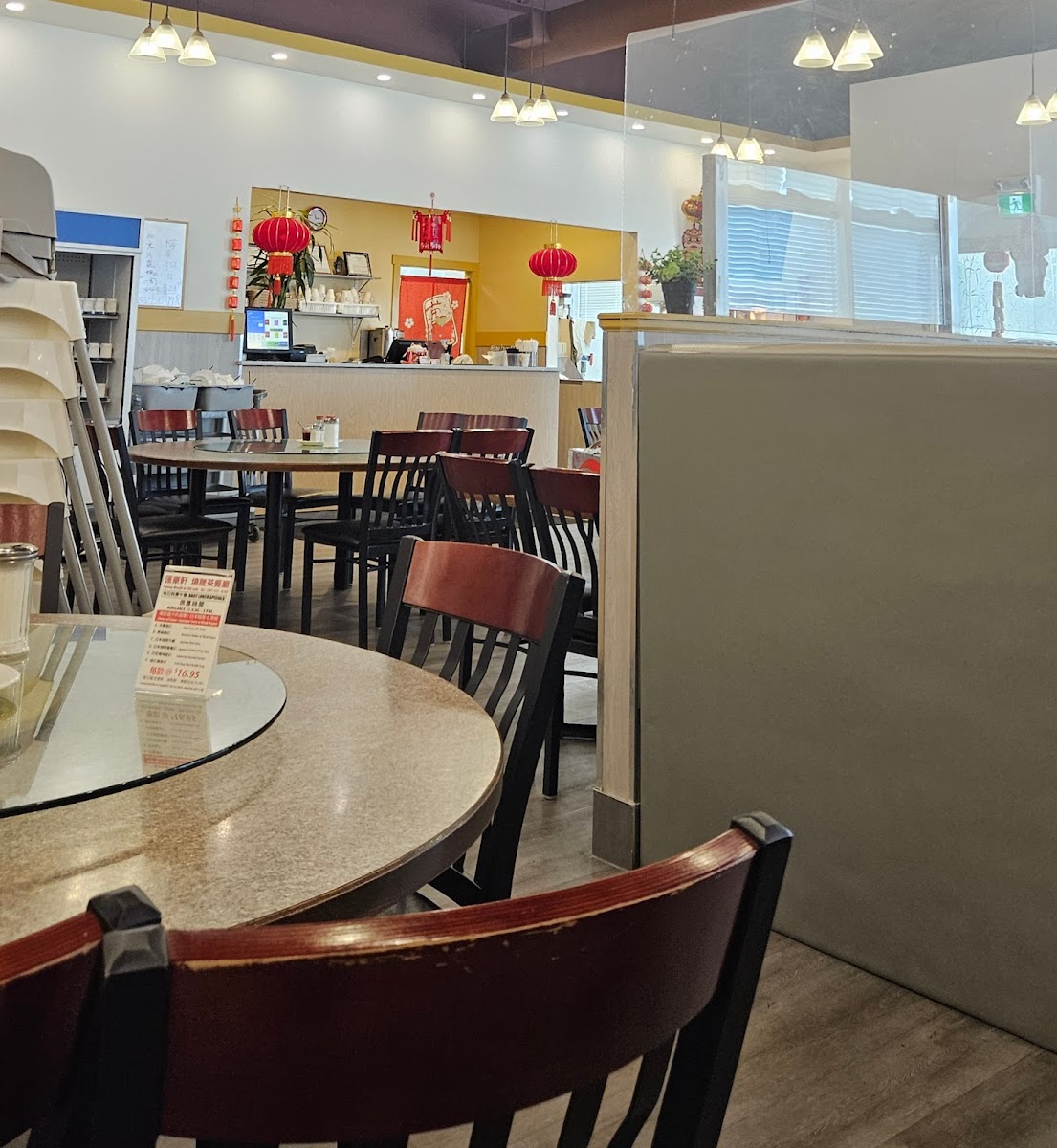 Famous Noodles & BBQ Cafe - Photo 5