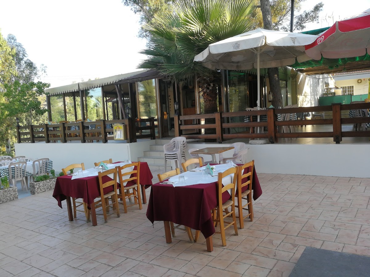 Tremithos Tavern - Ταβέρνα Τρίμιθος