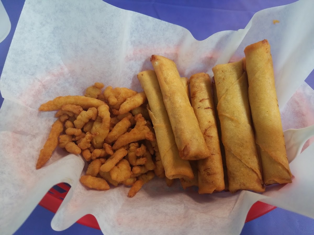Tugboat Fish & Chips - Photo 3