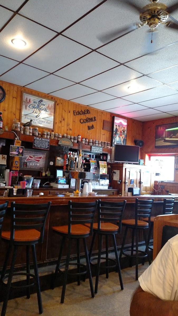 Fischers Corner Bar Inc - Photo 6