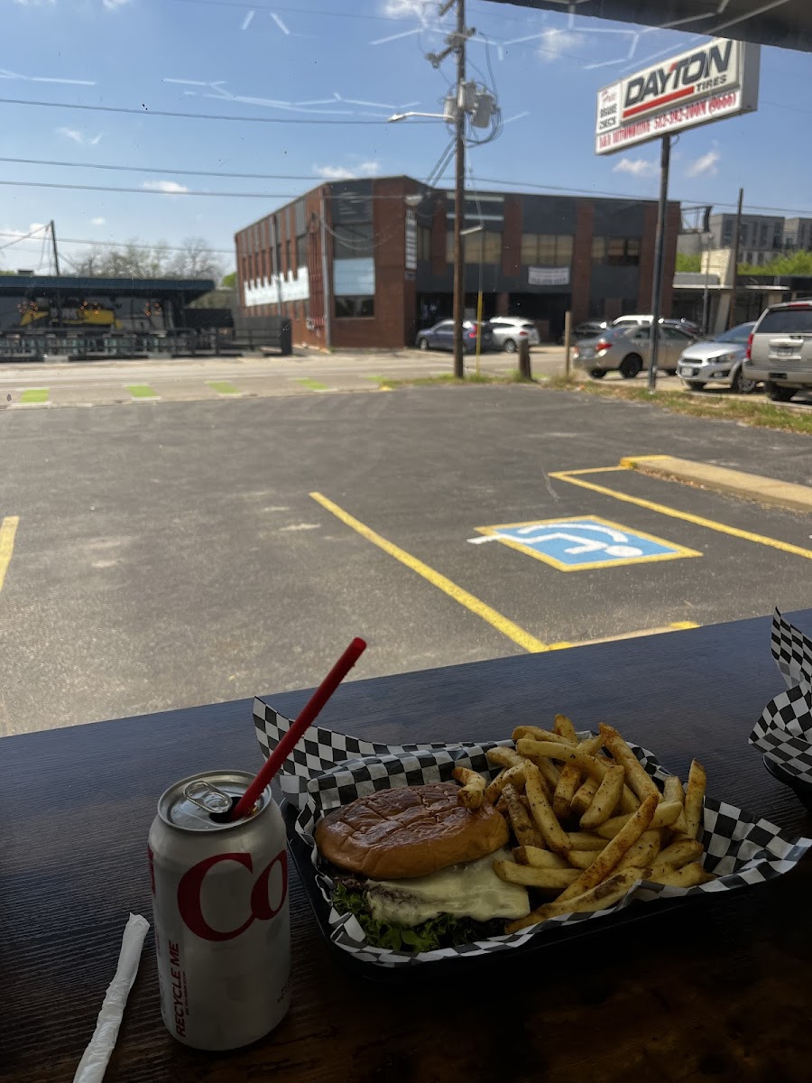 Mile High Mo's San Marcos - First Class Food - Photo 4