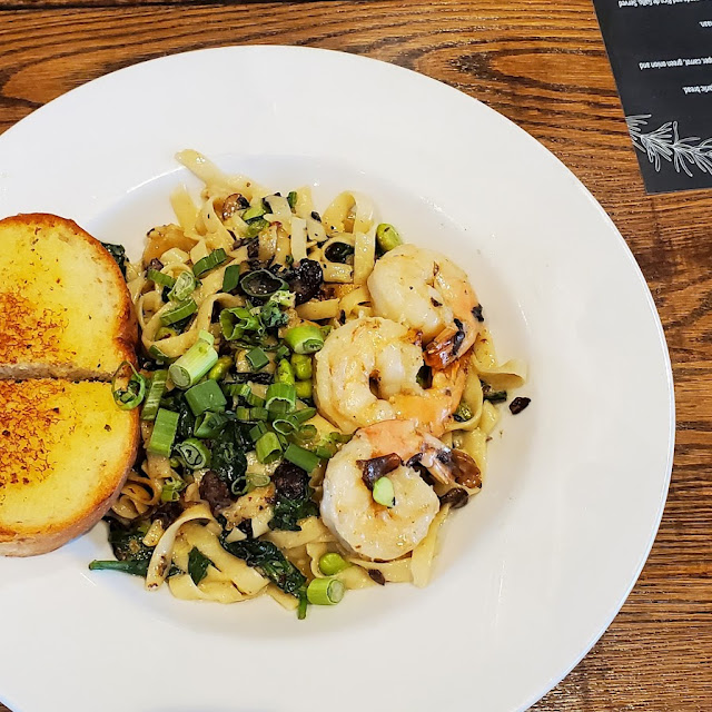 Fettuccine Shrimp Primavera