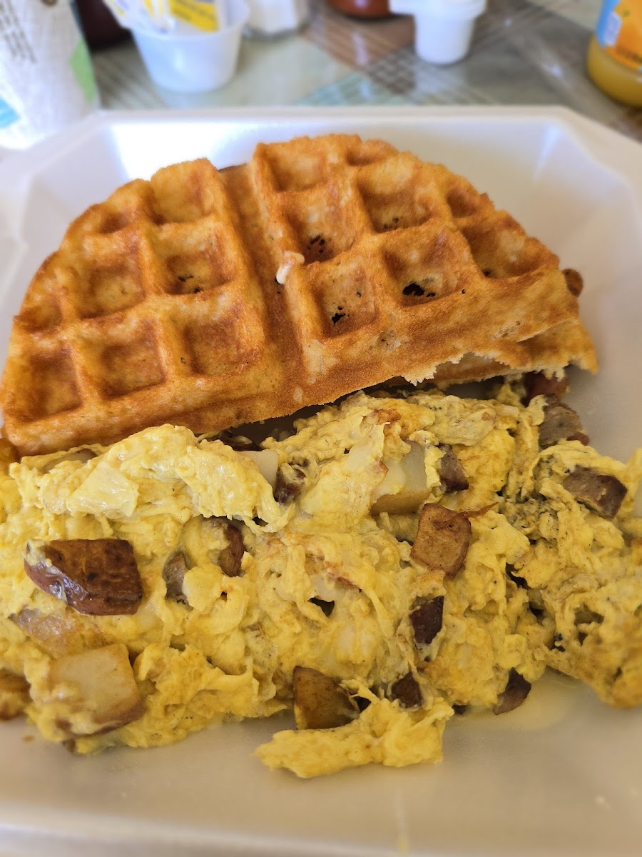 Waffle Bear & Cafe Latino - Photo 2
