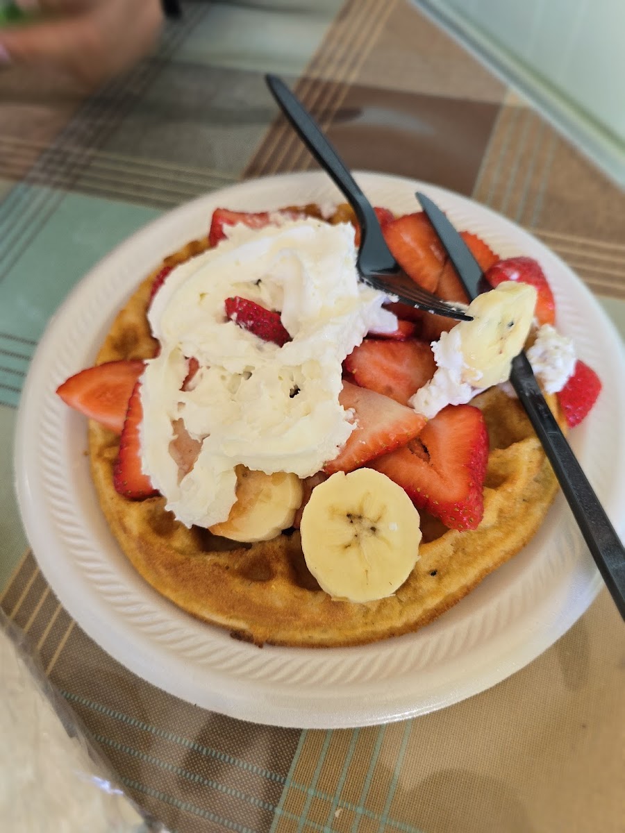 Waffle Bear & Cafe Latino - Photo 3