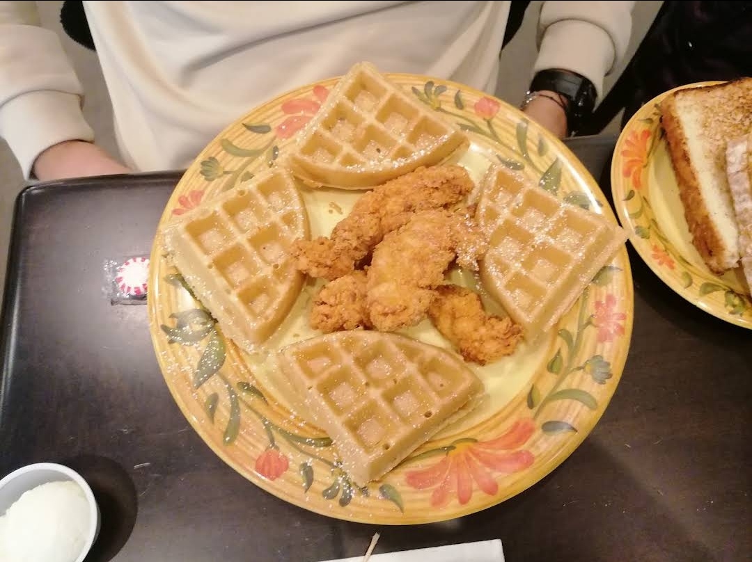 The Egg Cafe & Eatery - Photo 6