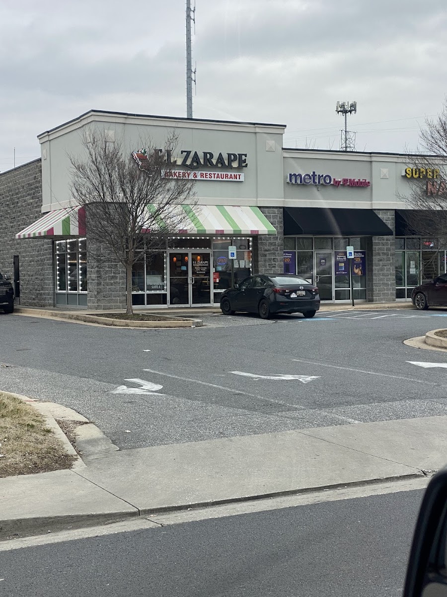 El Zarape Bakery And Restaurant - Photo 5