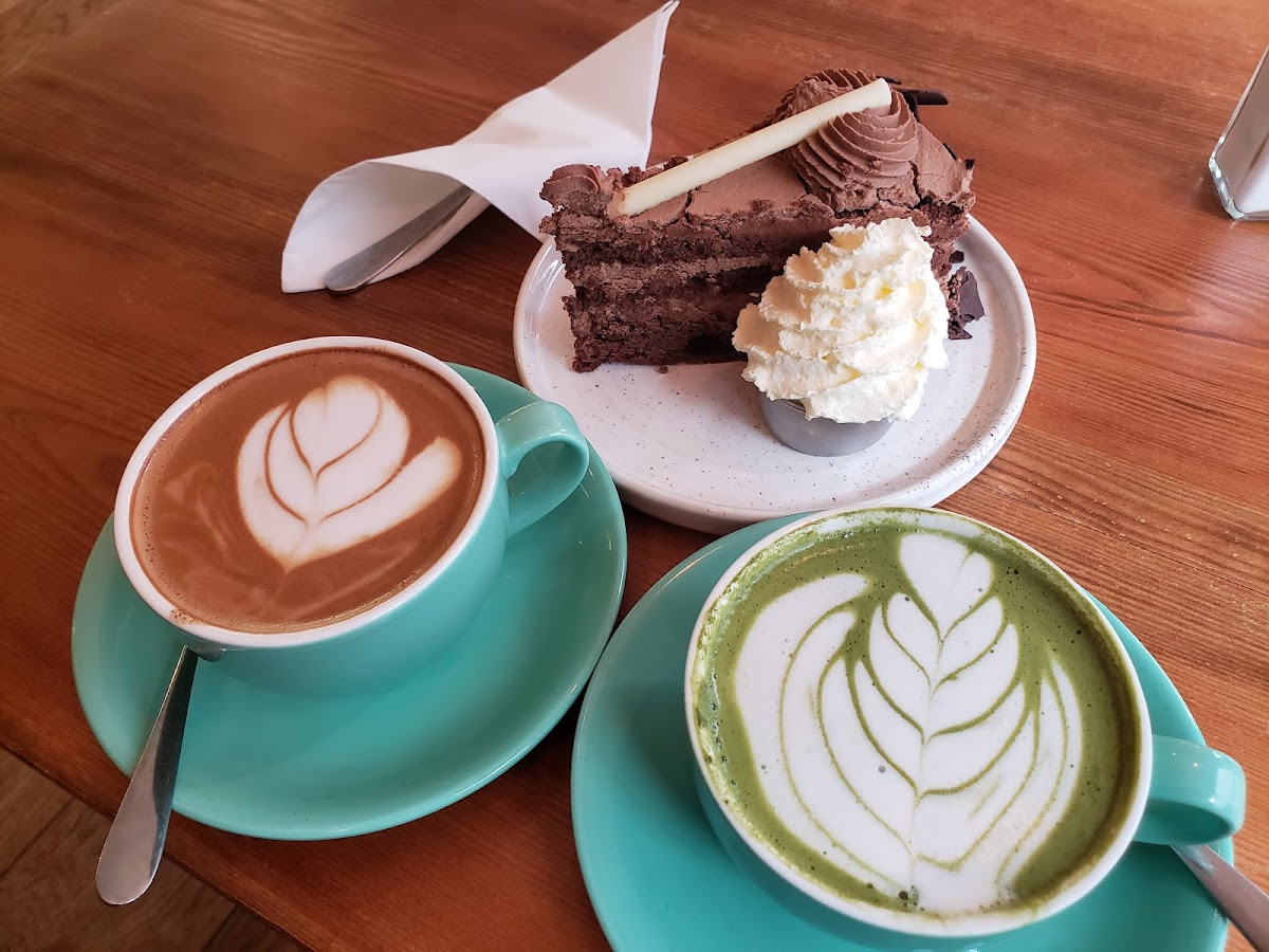 Crema Lisburn - Photo 1