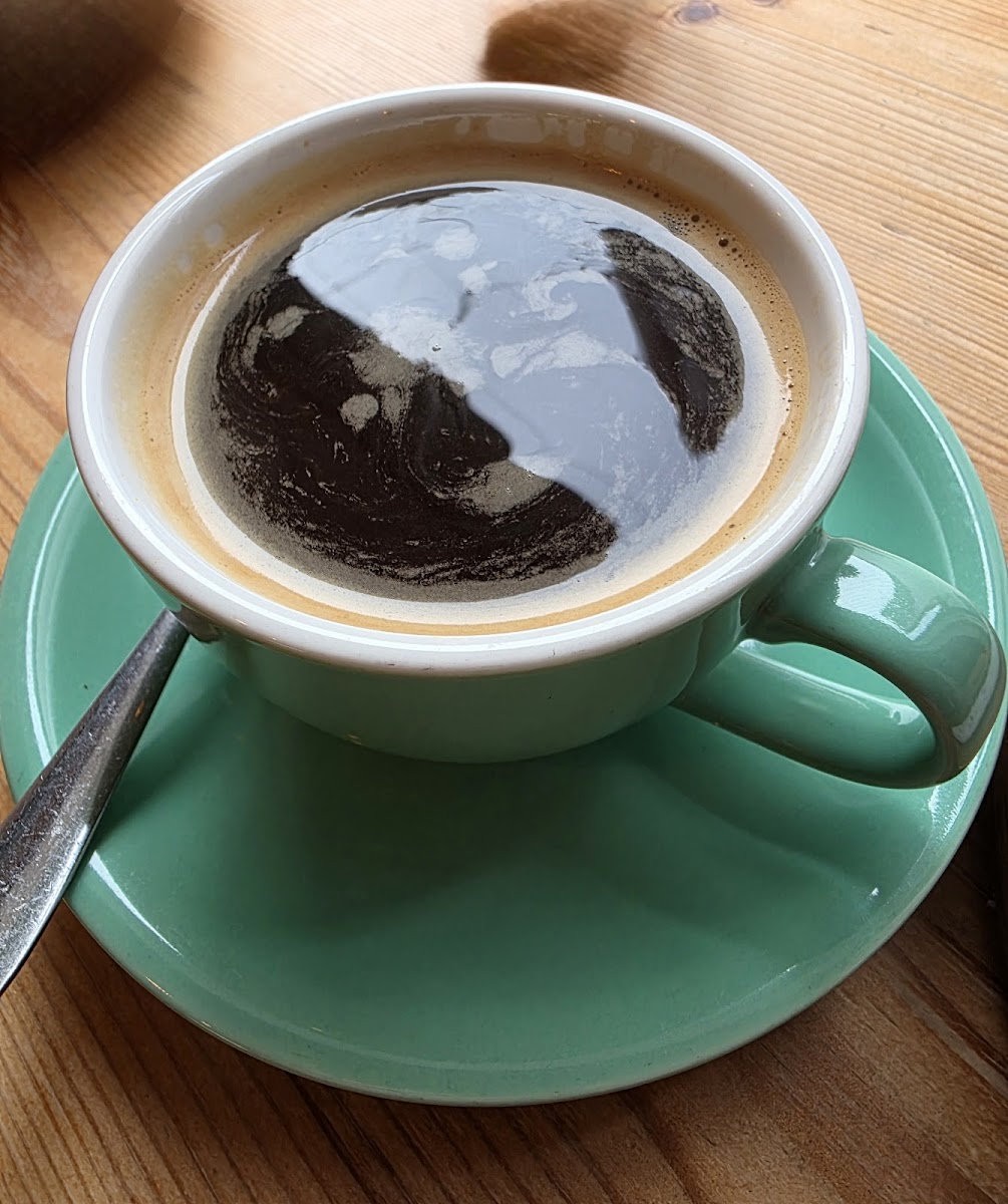 Crema Lisburn - Photo 2