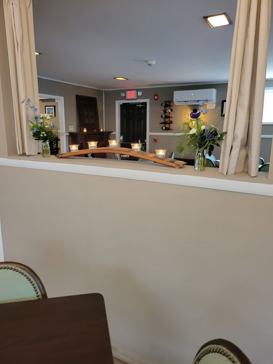 The Little York - Photo 6