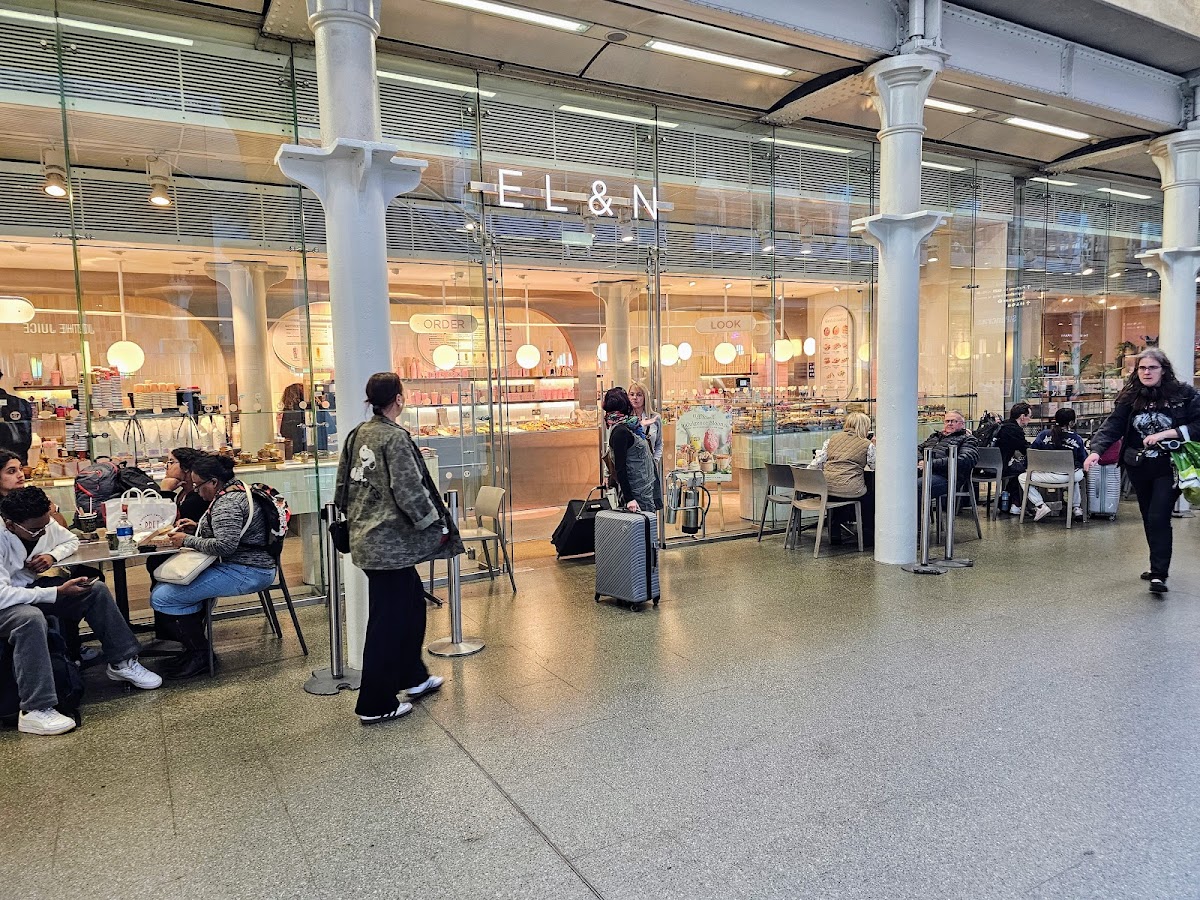EL&N London - St Pancras Station - Photo 2