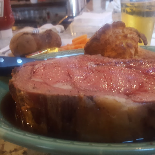 Queen Cut Prime Rib Au Jus