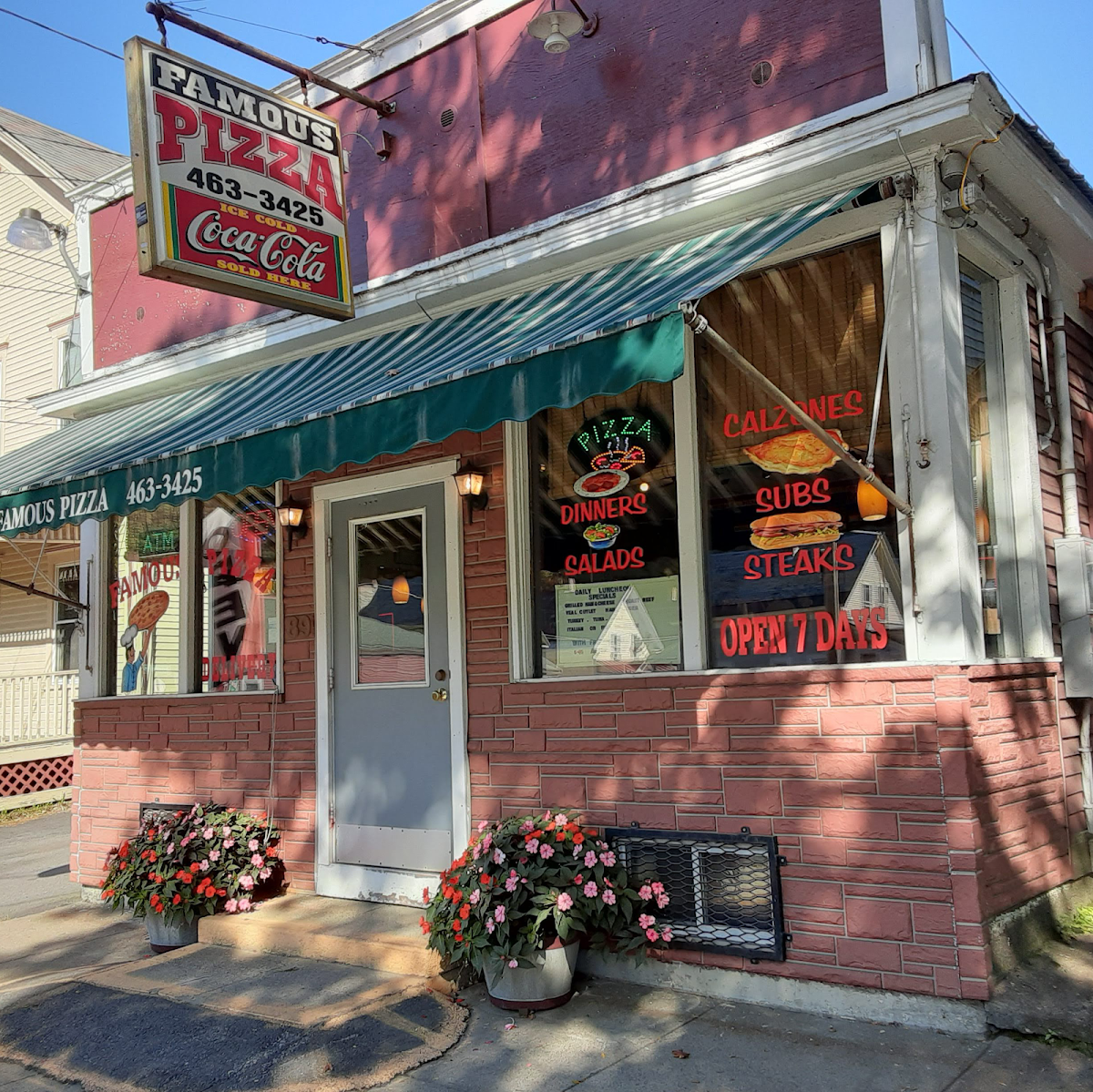 Famous Pizza