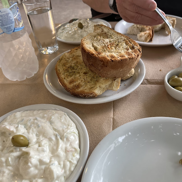 Tzatziki Und Brot