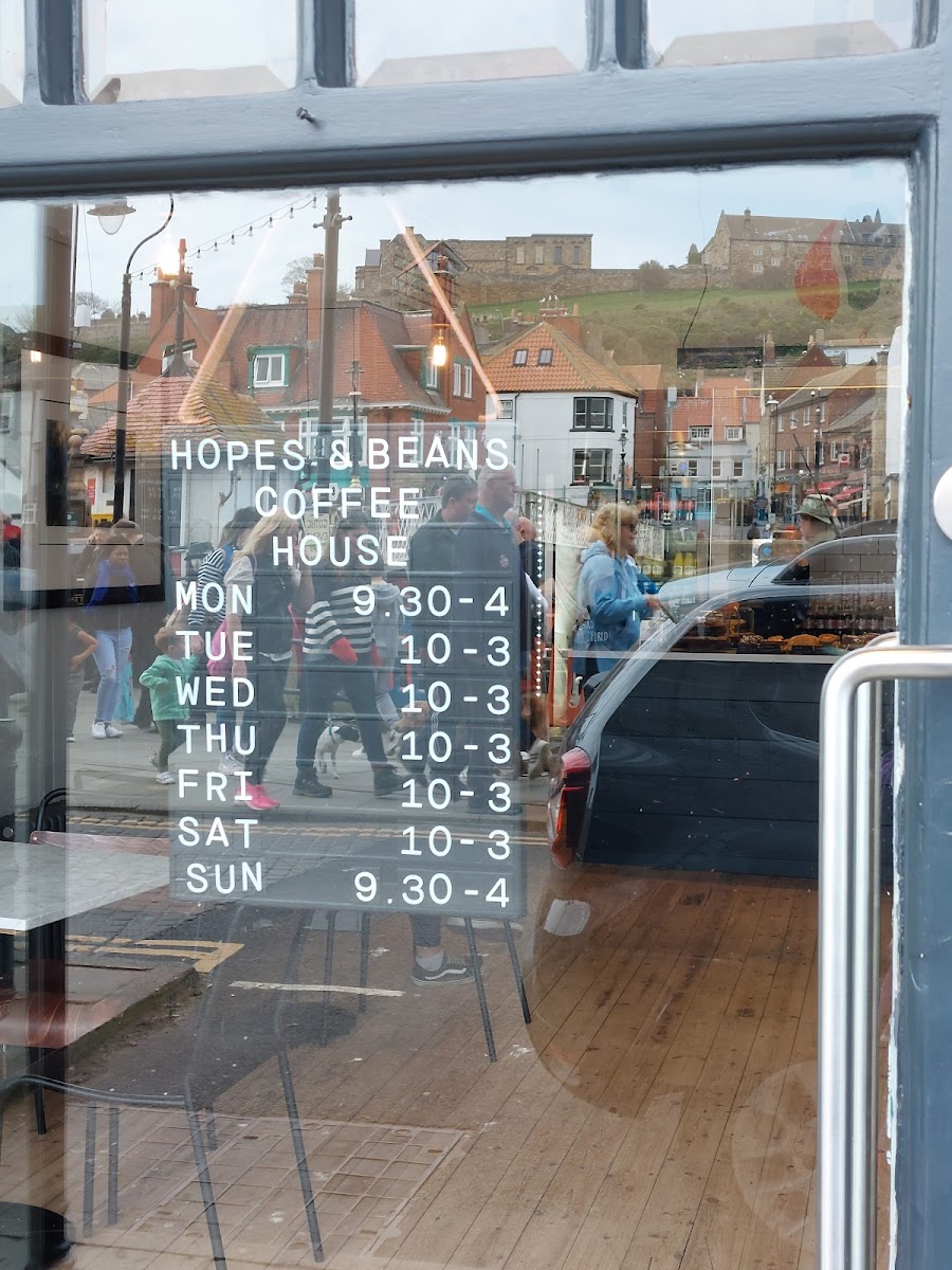 Hopes & Beans - Photo 3